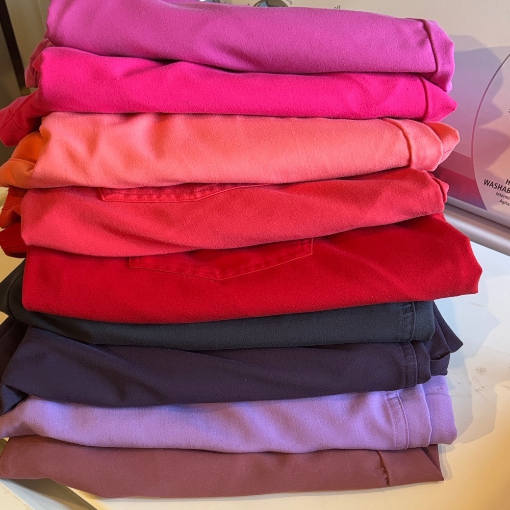 XL Figs Women's joggers and classic fit in pinks, reds, purple, gray. 1/$25